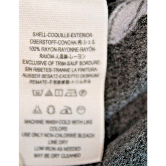 Free People Birds of a Feather Top Womens size S Black Deep V-Neck Button Up - Picture 7 of 7